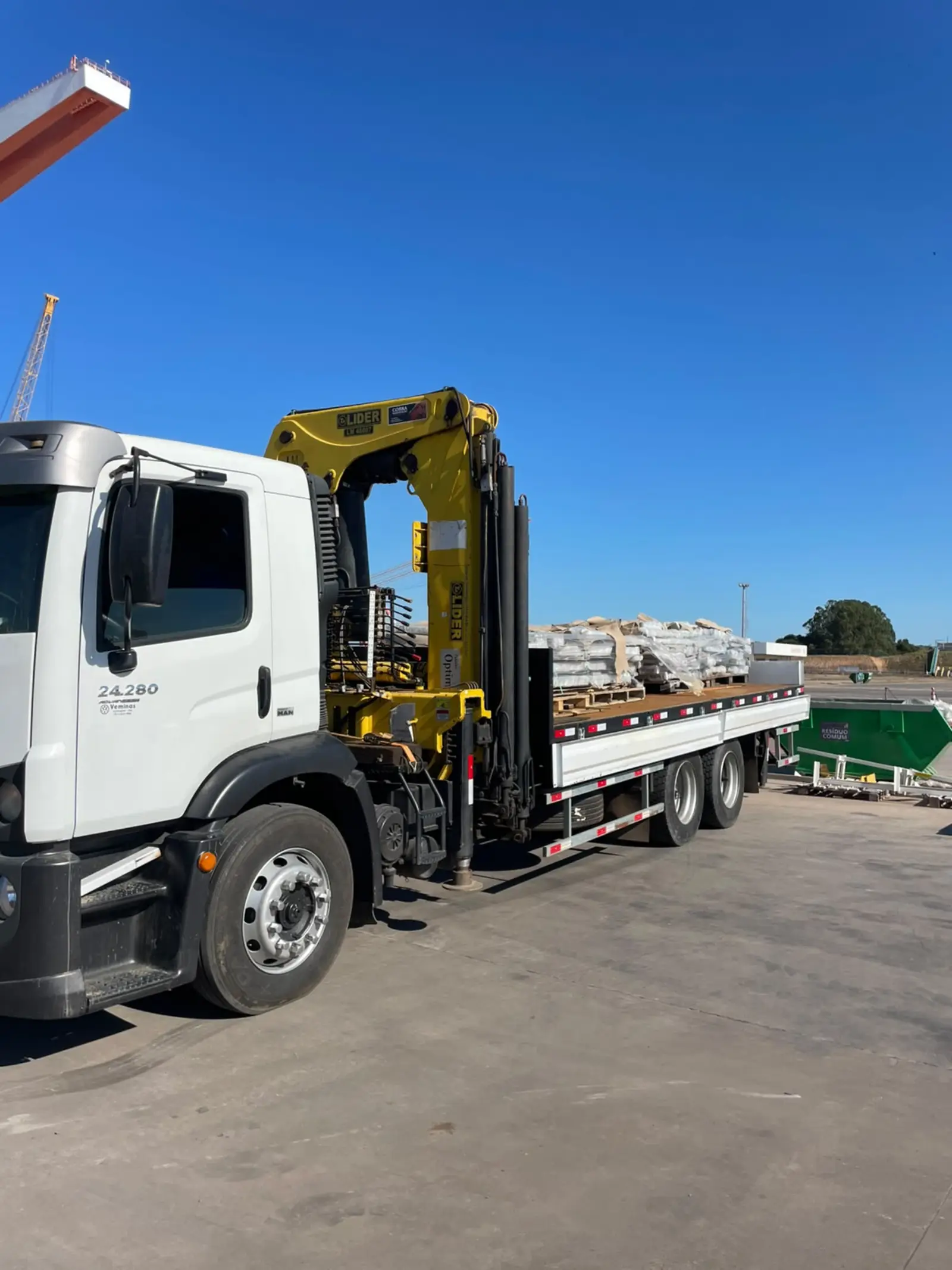 Transporte de máquinas e cargas especiais